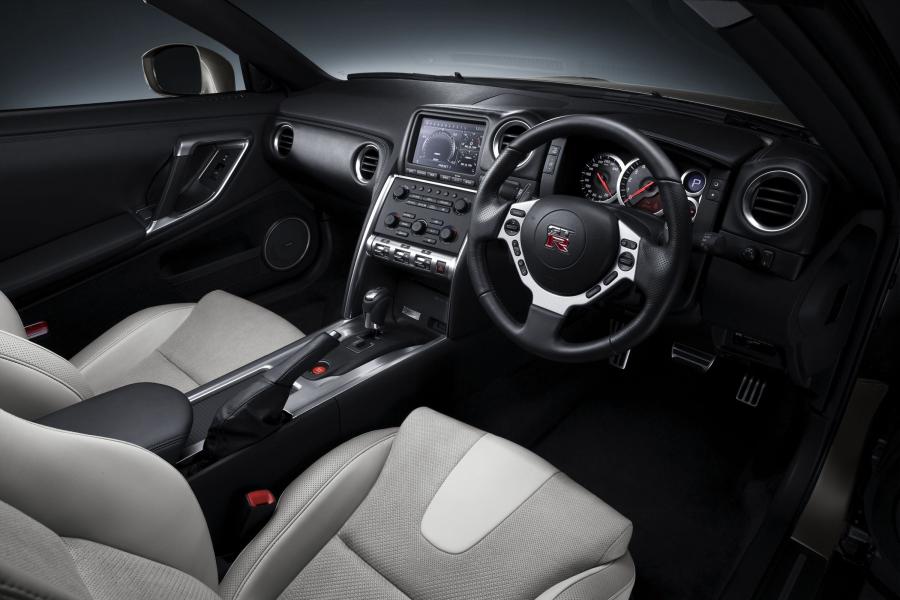  Nissan GT-R 2007 года  (фото 422 из 480)